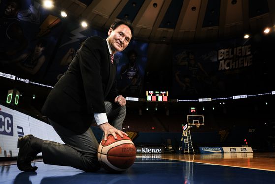 안준호 감독의 비장 카드는 '스피드 농구'와 '원팀 정신'이다. 김경록 기자