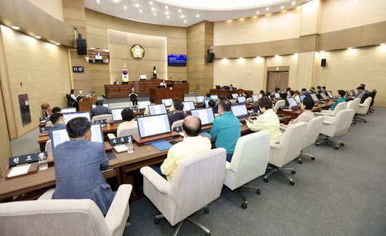 지난달 18일 충남 천안시의회 본회의장에서 회의가 열리고 있다. [사진 천안시의회]