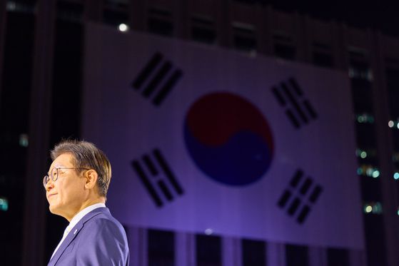 이재명 대통령이 지난 15일 서울 세종대로 광화문광장에서 열린 '광복 80년, 국민 주권으로 미래를 세우다' 제21대 대통령 국민 임명식에 참석해 있다. 사진 이재명 대통령 SNS