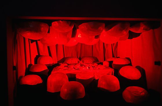 ‘아버지의 파괴’, 237.8x362.3x248.6㎝, 글렌스톤미술관 소장. © The Easton Foundation / Licensed by SACK, Korea