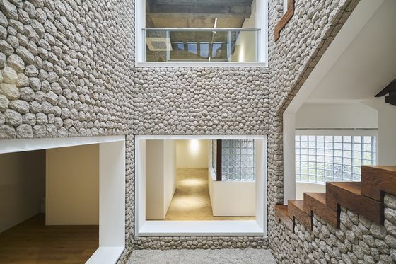 프리즈 하우스 서울 내부 전경. 사진 박성훈, 프리즈 서울 제공