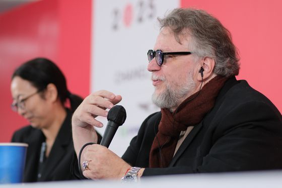 델 토로 감독은 "내 모든 영화는 연결돼있다"면서 "같은 주제를 다른 방식으로 스토리텔링하는 것"이라고 설명했다. 연합뉴스