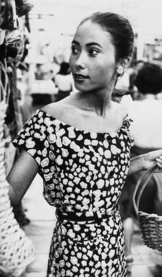 젊은 시절 문숙 배우는 영화 '삼포 가는 길'을 통해 일약 스타덤에 올랐다. 이국적 이미지로 인기가 많았다. 중앙포토