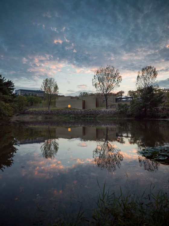 승효상 설계로 2015년 개관한 경주 솔거미술관. 사진 예술경영지원센터