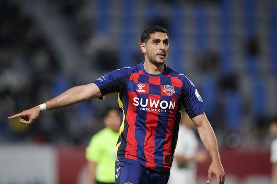 득점 선두를 달리는 수원FC 싸박. [사진 프로축구연맹]