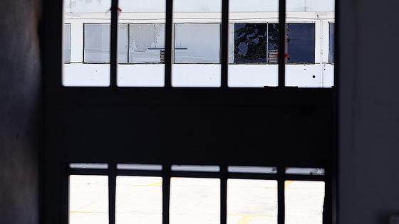 캄보디아에서 한국인 납치ㆍ감금이 잇따라 발생하며 정부가 대응에 나선 가운데 지난달 16일(현지시간) 캄보디아 프놈펜 인근 프린스그룹이 운영하는 범죄단지로 알려진 태자단지의 모습. 연합뉴스