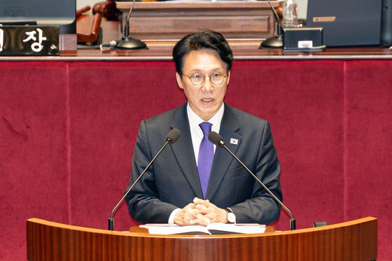 김민석 국무총리가 6일 서울 여의도 국회에서 열린 제429회국회(정기회) 예산결산특별위원회 제3차 전체회의에서 인사말하고 있다. 뉴스1