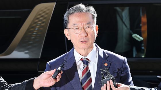 노만석 검찰총장 권한대행은 대장동 사건 항소장 제출 시한 마지막 날인 지난 7일 이진수 법무부 차관으로부터 항소에 대한 우려를 전달받았다고 내부 구성원들에게 설명했다. 연합뉴스