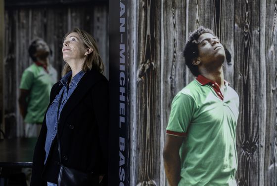 9일 동대문디자인플라자(DDP) 바스키아 특별전 전시장에서 만난 탐라 데이비스(63) 감독. 두 살 위 바스키아와 친분을 유지했던 그는 "나는 늙었는데 바스키아는 영원한 젊음으로 남았다"고 말했다. 권혁재 사진전문기자