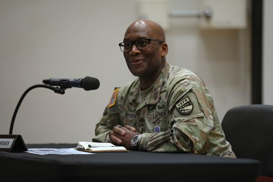 제이비어 브런슨 주한미군사령관이 지난 8월 경기 평택 험프리스 미군기지에서 기자간담회를 하는 모습. 사진 주한미군사령부