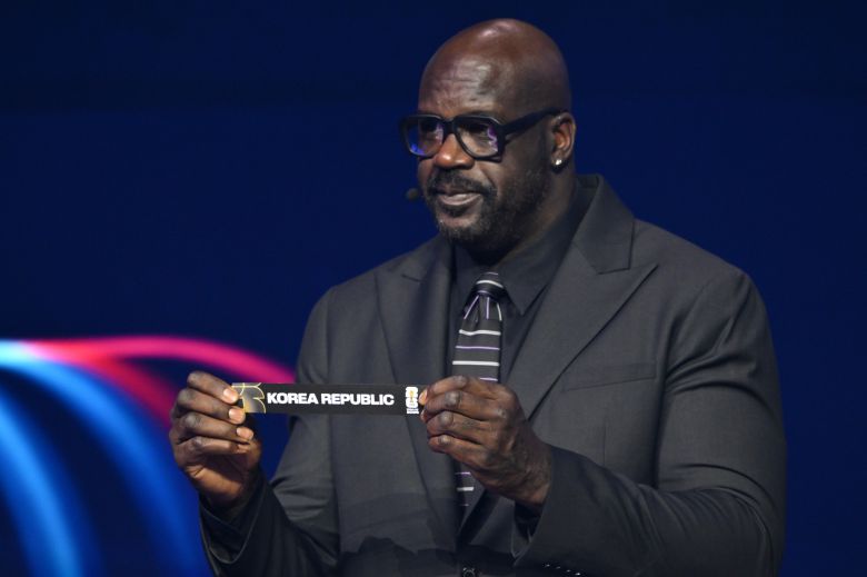 NBA 스타 출신 샤킬 오닐이 포트2의 한국을 A조로 뽑았다. AP=연합뉴스