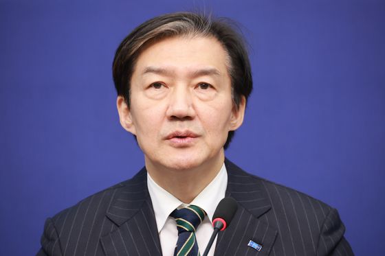 박형준 부산시장이 11월 19일 서울 여의도 국회 의원회관에서 열린 '글로벌 해양허브도시 부산' 국회 릴레이 세미나에서 환영사를 하고 있다. 뉴스1