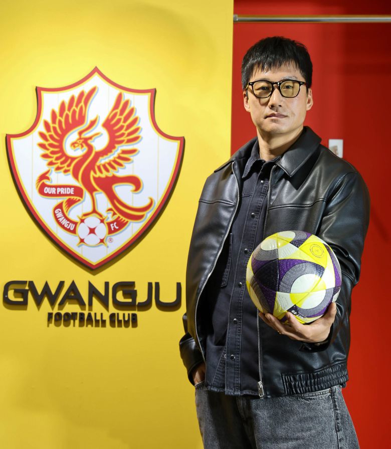 프로축구 광주FC를 이끌었던 이정효 감독. 수원 삼성 사령탑으로 새 출발한다. 장정필 객원기자