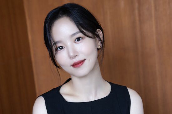 `간 떨어지는 동거`의 강한나는 "너무 만족스럽고 행복한 작업이었다"고 소감을 밝혔다. 제공|키이스트