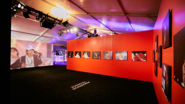 미국 라스베이거스가 'BTS 시티'로 변신했다. 라스베이거스 전역을 물들인 '보라해가스' 이벤트. 사진｜하이브