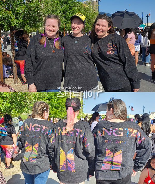 방탄소년단 티셔츠를 입고 활짝 웃는 아미. BTS 사랑으로 절친이 됐다. 사진|박세연 기자