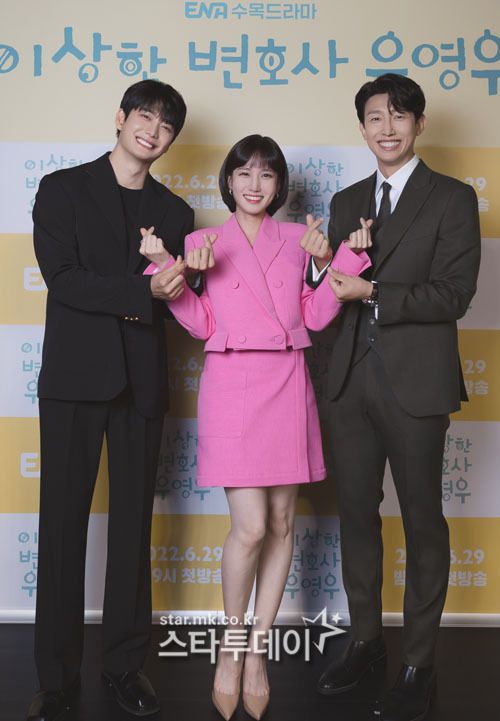 '이상한 변호사 우영우' 주연 강태오, 박은빈, 강기영(왼쪽부터). 사진| 스타투데이 DB