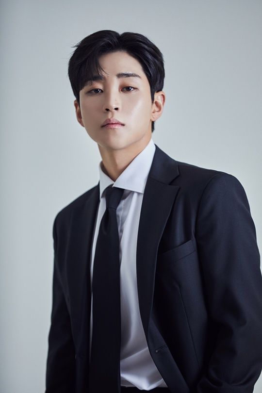 스타투데이