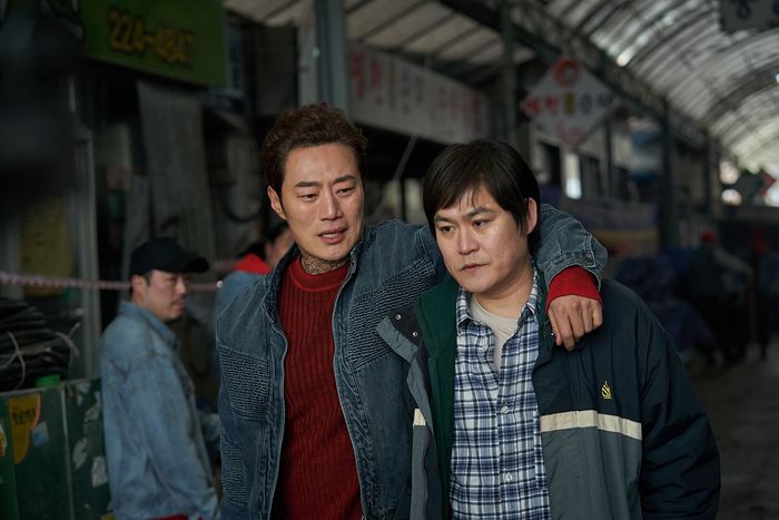 ‘나인 퍼즐’ 이희준과 김성균. 사진ㅣ월트디즈니컴퍼니 코리아