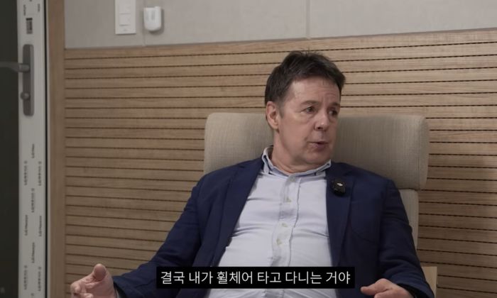 로버트 할리. 사진|‘현진영’ 유튜브 영상 캡처