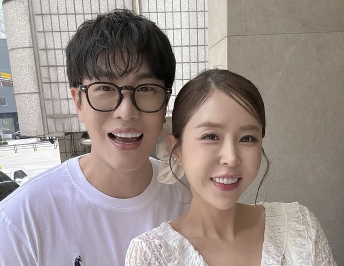 문원, 신지. 사진| 신지 SNS