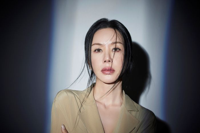 엄정화. 사진|에일리언컴퍼니