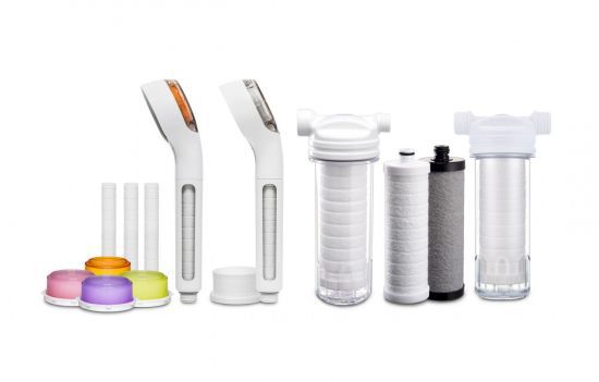 성우소나기에서 생산을 맡은 원봉 루헨스 브랜드의 샤워기 및 필터 제품들