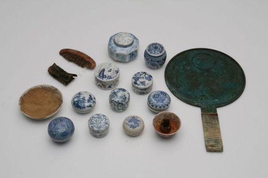 3호석함출토유물