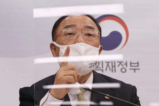 홍남기 경제부총리 겸 기획재정부 장관.(자료사진) [이미지출처=연합뉴스]
