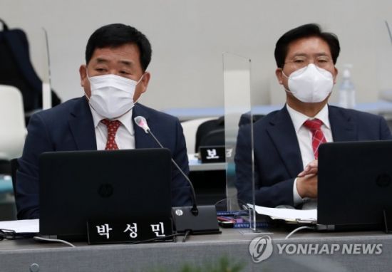 박성민 국민의힘 의원이 20일 국회 국토교통위원회의 경기도에 대한 국정감사에서 발언하고 있다. [이미지출처=연합뉴스]