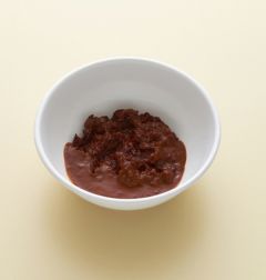 3. 분량의 양념 재료를 골고루 섞는다. 
(Tip 밀가루풀 쑤기
물 1컵에 밀가루 1을 넣어 잘 푼 다음 끓여서 투명해지면 2분 정도 더 끓인 후 식혀서 사용한다.
밀가루풀 1/2컵, 고춧가루 1/2컵, 새우젓 2, 액젓 1/4컵, 다진 마늘 3,설탕 1, 생강 약간)