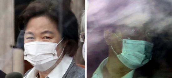 추미애 법무부 장관은 지난 24일 서울고검 의정관에서 윤석열 검찰총장 감찰 결과와 관련해 긴급 기자회견을 열어 윤 총장에 대한 징계청구·직무배제 방침을 밝혔다. / 사진=연합뉴스