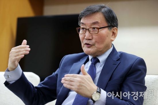 전광우 세계경제연구원 이사장이 아시아경제와 인터뷰하고 있다. /문호남 기자 munonam@