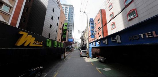 숙박 및 음식점업의 1월 경기전망지수는 28.1로 전월(53.8) 대비 절반 가까이 급락세를 보였다. 사진 = 아시아경제DB