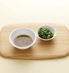 3. 양념장 재료를 만든다.
(간장 3, 청주 1, 참기름 1, 깨소금 1, 다진 마늘 0.5)