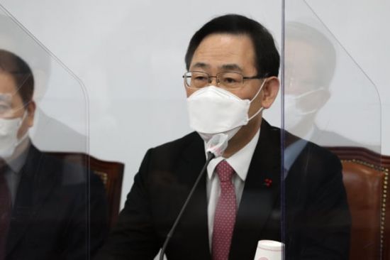 주호영 국민의힘 원내대표가 15일 오전 서울 여의도 국회에서 열린 비상대책위원회의에서 발언하고 있다. 사진=연합뉴스