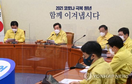 이낙연 더불어민주당 대표가 15일 오전 서울 여의도 국회에서 최고위원회의를 주재하고 있다. 사진=연합뉴스