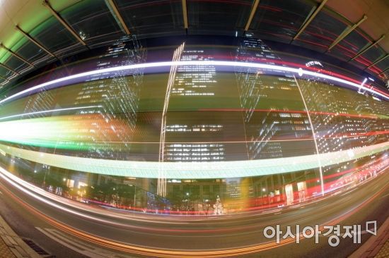 서울 여의도 증권가의 저녁 /문호남 기자 munonam@