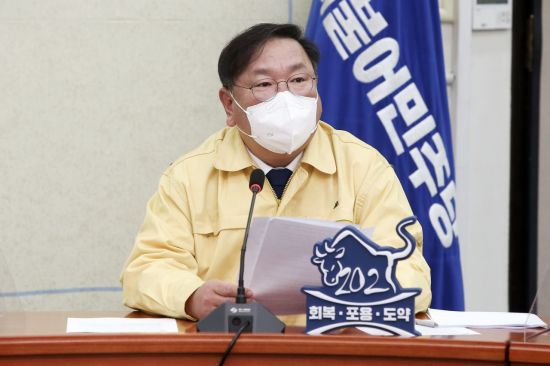 김태년 더불어민주당 원내대표가 26일 국회에서 열린 최고위원회의에서 발언하고 있다. / 사진=연합뉴스