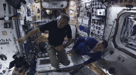 LG유플러스가 공개한 VR콘텐츠 '우주모험가들: 우주정거장 경험'