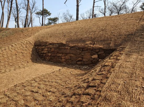 서성벽 정비 후 모습