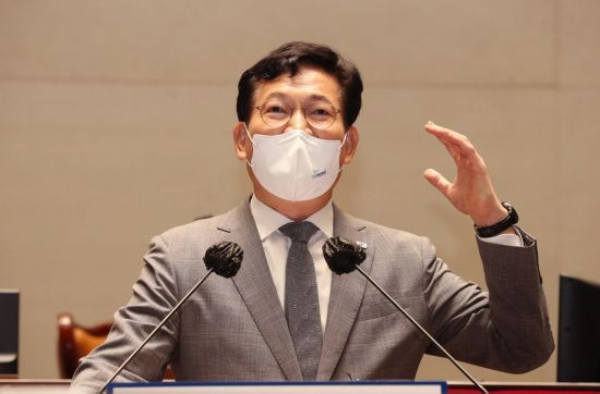 송영길 더불어민주당 대표가 25일 서울 여의도 국회에서 열린 의원총회에서 발언하고 있다 [이미지출처=연합뉴스]