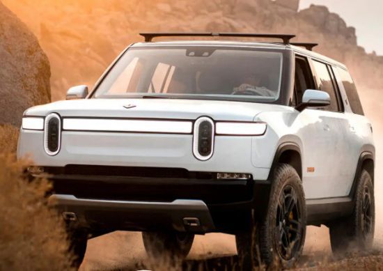 신생 전기차 스타트업인 리비안은 지난 10일(현지시간) 미국 유가증권시장인 나스닥에 상장했다. / 사진=리비안 공식 홈페이지 캡처