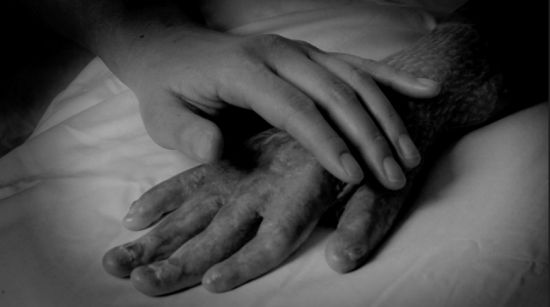 송상희, 다시 살아나거라 아가야, 2017, 3채널 비디오, 컬러, 흑백, 유성, 17분. [사진제공 = 국립현대미술관]