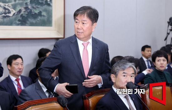 김대기 대통령비서실장이 7일 국회 운영위원회에서 열린 대통령비서실·국가안보실·대통령 경호처에 대한 국정감사에 참석하고 있다. 사진=김현민 기자 kimhyun81@