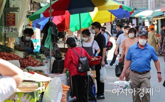서울 용문시장/강진형 기자aymsdream@