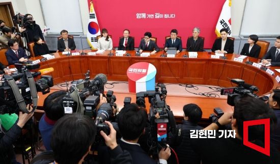 한동훈 국민의힘 비상대책위원장이 29일 국회에서 열린 제1차 비상대책위원회의에서 발언하고 있다. 사진=김현민 기자 kimhyun81@