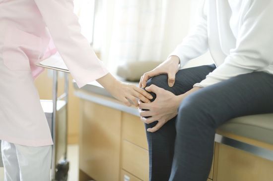 무릎 통증.[이미지출처=클립아트코리아]
