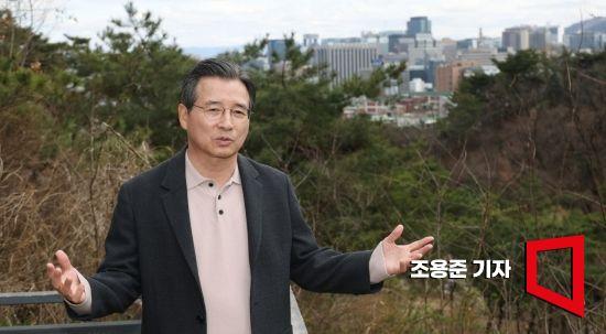 만보정담-김용범 전 기획재정부 차관. 사진=조용준 기자 jun21@