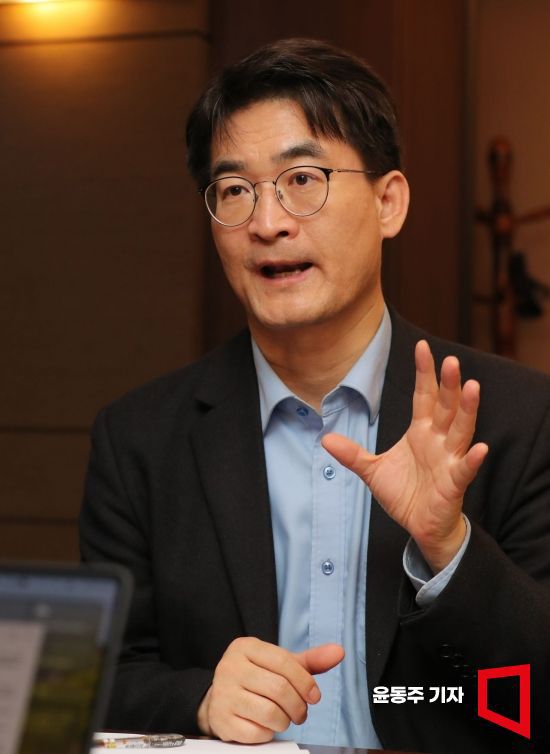 최병천 신성장경제연구소장. 사진=윤동주 기자 doso7@